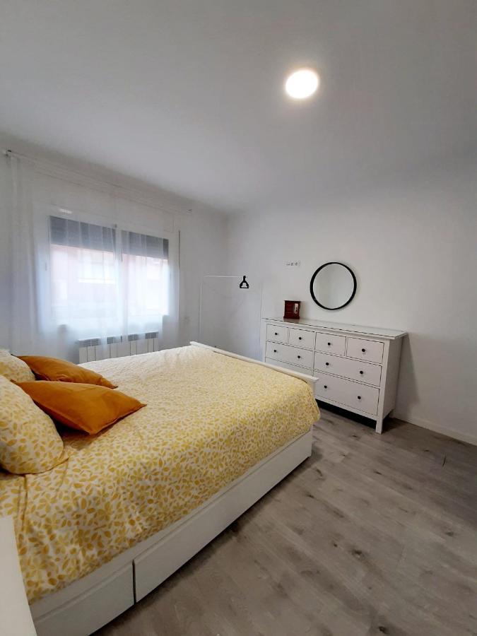 Nur Apartment Terrassa Exterior foto